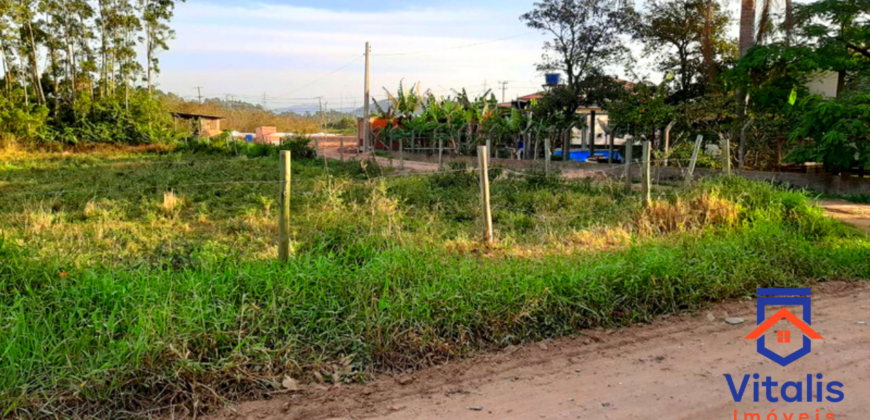 Terreno á venda em Imbituba, no bairro Araçatuba medindo 1740m²