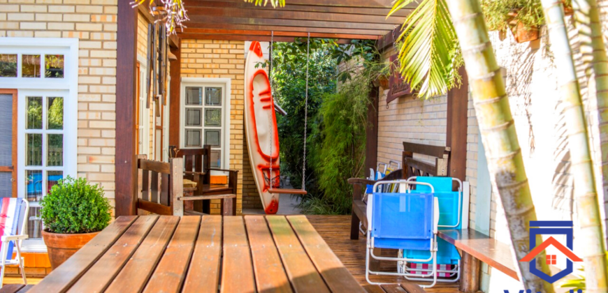 Linda casa em Imbituba no loteamento Barra de Ibiraquera