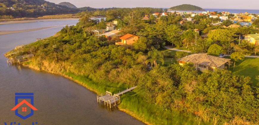 Linda casa em Imbituba no loteamento Barra de Ibiraquera