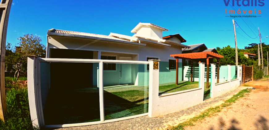 Casa em Imbituba, no bairro Alto Arroio á 70 metros até a Lagoa de Ibiraquera