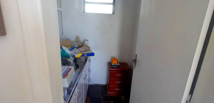 3 Casas á venda ideais para ponto comercial e residencial em Imbituba de frente para BR 101
