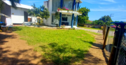 3 Casas á venda ideais para ponto comercial e residencial em Imbituba de frente para BR 101