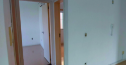 Apartamento em Imbituba, localizado no bairro Village, próximo ao centro