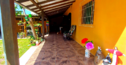 Casa em Imbituba localizada no bairro Alto Arroio a 3km até a praia