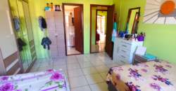 Casa em Imbituba localizada no bairro Alto Arroio a 3km até a praia