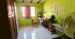 Casa em Imbituba localizada no bairro Alto Arroio a 3km até a praia