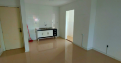 Apartamento em Imbituba, localizado no bairro Village, próximo ao centro