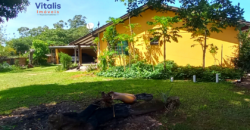 Casa em Imbituba localizada no bairro Alto Arroio a 3km até a praia