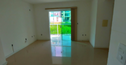 Apartamento em Imbituba, localizado no bairro Village, próximo ao centro