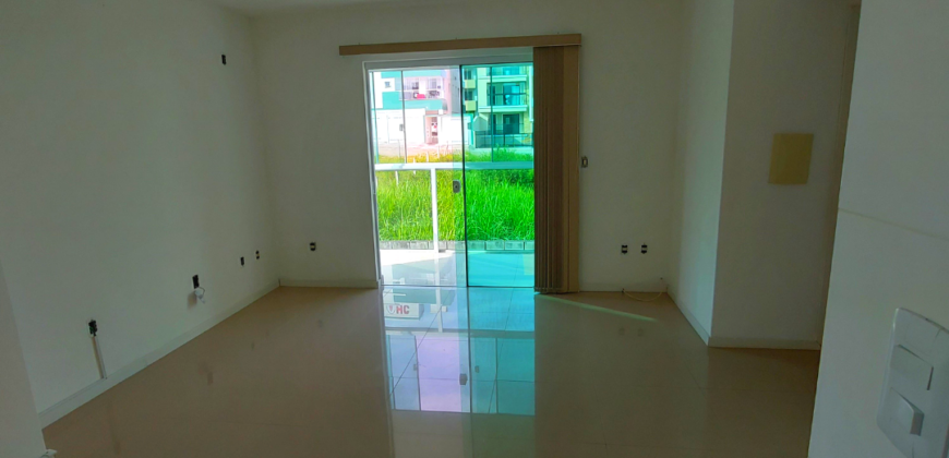 Apartamento em Imbituba, localizado no bairro Village, próximo ao centro