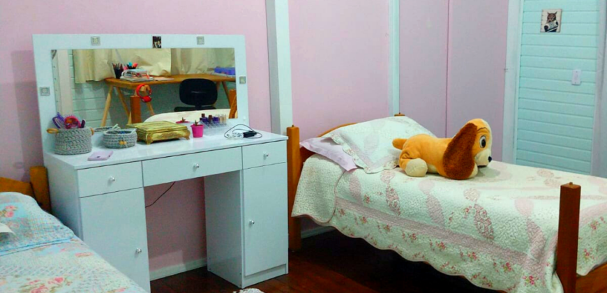 Casa em Imbituba, localizada no bairro Ibiraquera