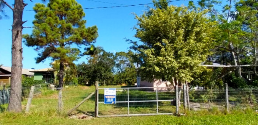 Casa em Imbituba, localizada no bairro Campo D’una