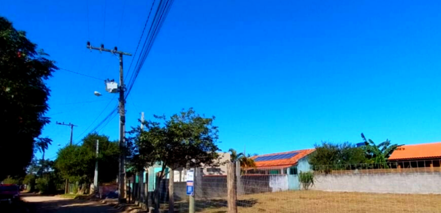 Terreno em Imbituba, localizado no bairro Alto Arroio a 150 metros até a lagoa de Ibiraquera