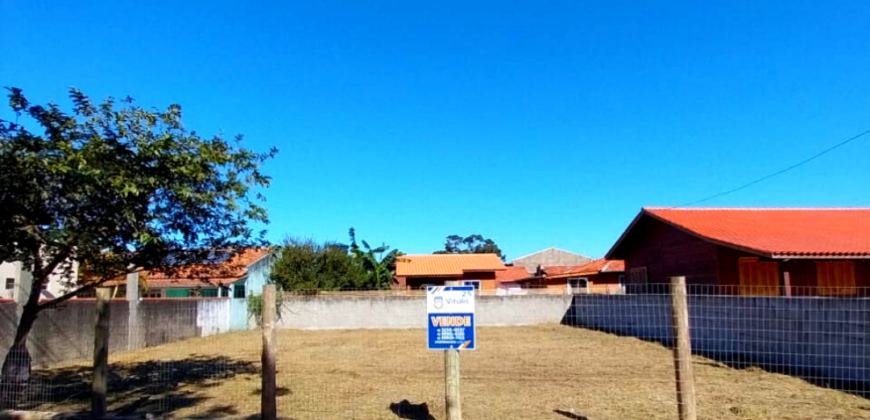 Terreno em Imbituba, localizado no bairro Alto Arroio a 150 metros até a lagoa de Ibiraquera