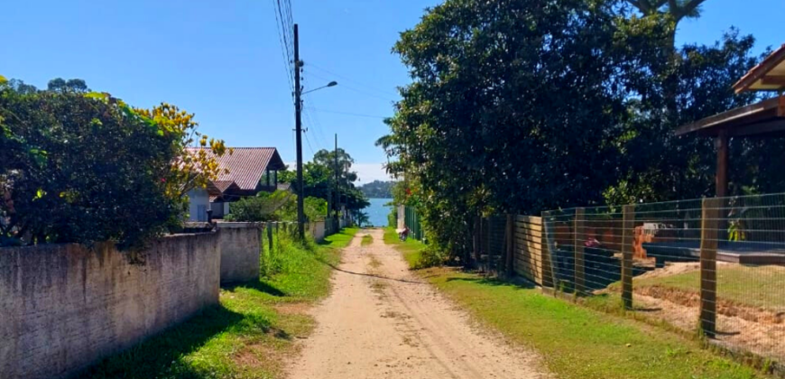 Terreno em Imbituba, localizado no bairro Alto Arroio a 150 metros até a lagoa de Ibiraquera