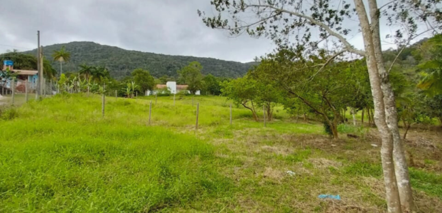 Área em Garopaba medindo 7.495,10m²