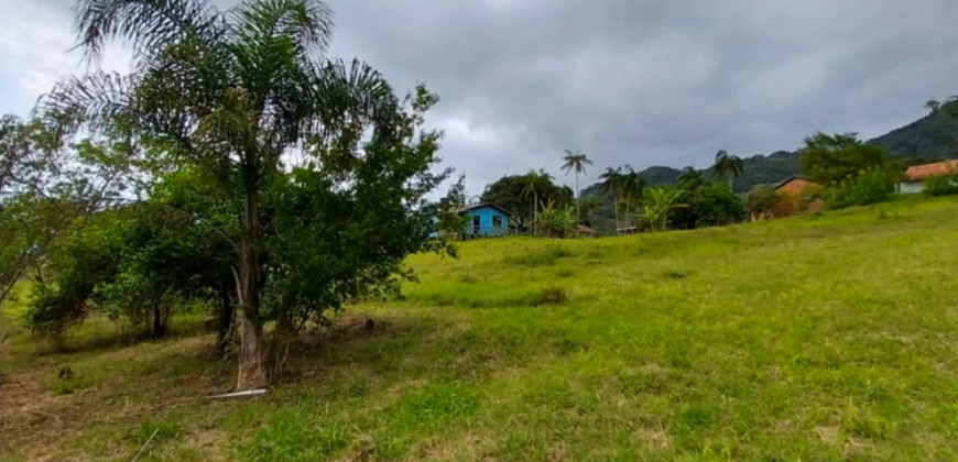 Área em Garopaba medindo 7.495,10m²