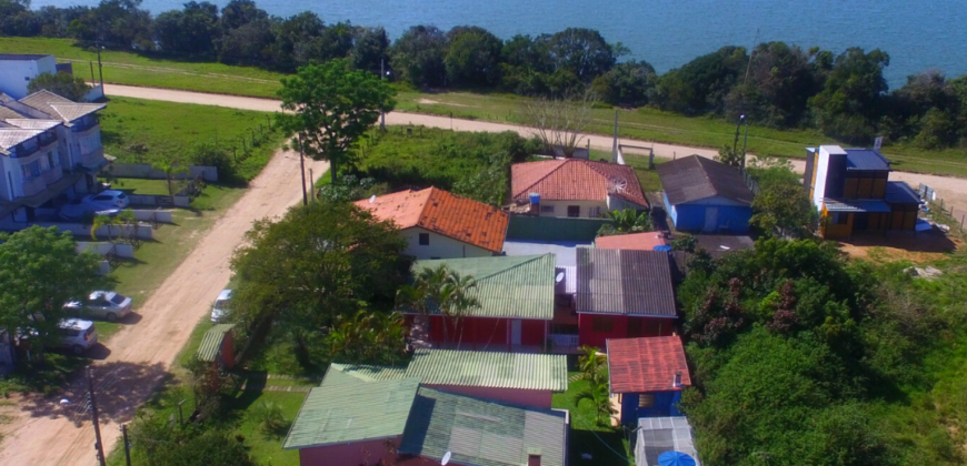 03 Casas á venda em Imbituba, a 100 metros até a lagoa de Ibiraquera