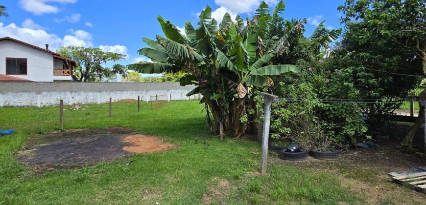 Vendo Chácara em Imbituba, no bairro Sambaqui, medindo 1462m²