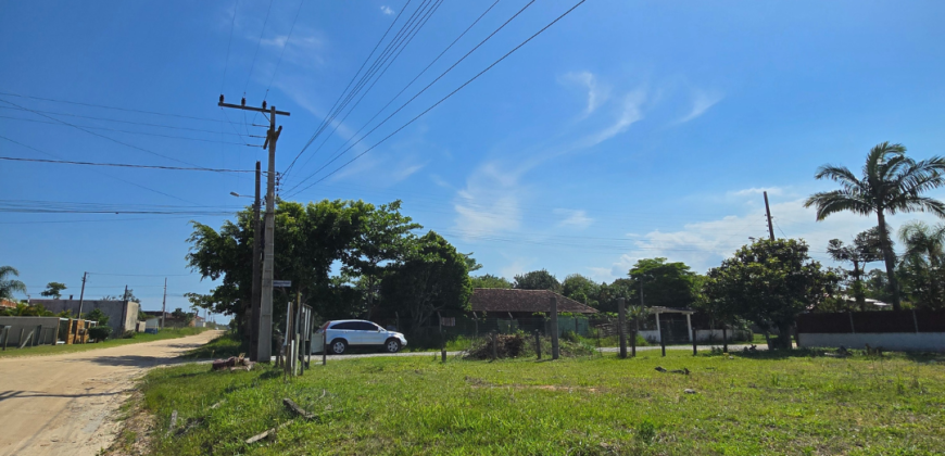 NÃO PERCA ESSA OPORTUNIDADE !! Vendo terrenos em Imbituba á 150 metros até a lagoa do Quintino