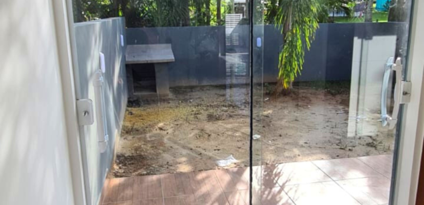 Geminados em Imbituba, no Loteamento Janaína a 80 metros até a lagoa de Ibiraquera