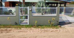 Casa em Imbituba, localizada no bairro Alto Arroio, a 2km até a lagoa de Ibiraquera