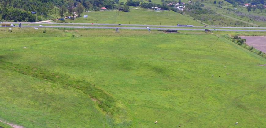 Área á venda em Penha, Imbituba-SC de frente para BR 101