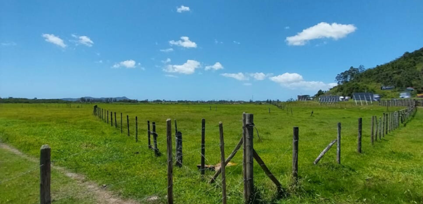 Área á venda em Penha, Imbituba-SC de frente para BR 101