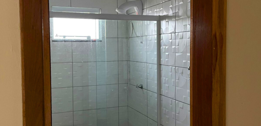 Casa em Imbituba, localizada no bairro Alto Arroio, a 200 metros até a lagoa de Ibiraquera