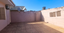 Casa de Alto Padrão localizada no Porto da Vila