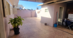 Casa de Alto Padrão localizada no Porto da Vila