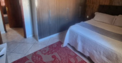 Casa de Alto Padrão localizada no Porto da Vila