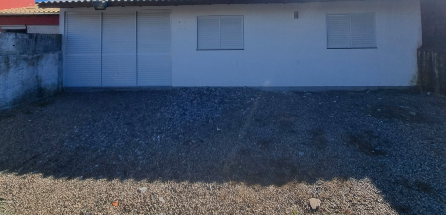 Casa em Imbituba, no bairro Alto Arroio próximo á lagoa do Quintino