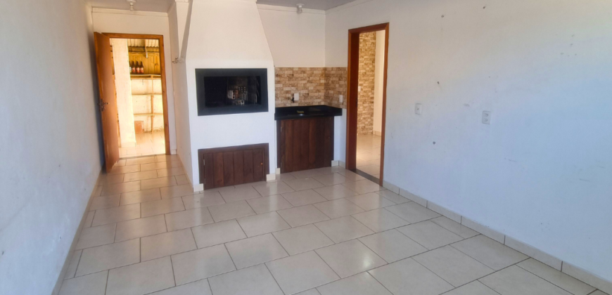 Casa em Imbituba, no bairro Alto Arroio próximo á lagoa do Quintino