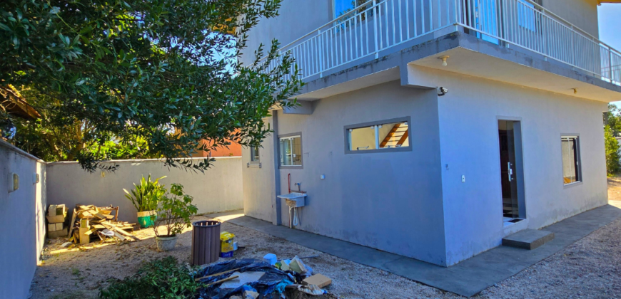 Casa em Imbituba localizada no bairro Ibiraquera á 500 metros até a lagoa