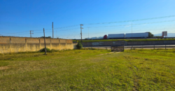 Área comercial em frente a marginal da Br 101 medindo 3.200m²