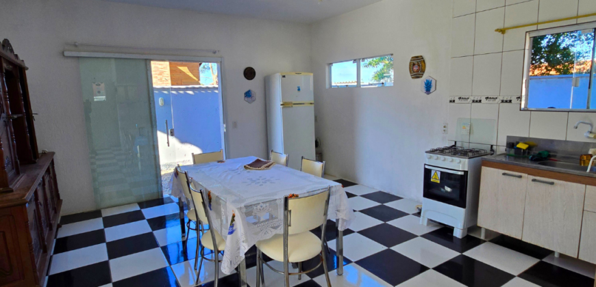 Casa em Imbituba localizada no bairro Ibiraquera á 500 metros até a lagoa