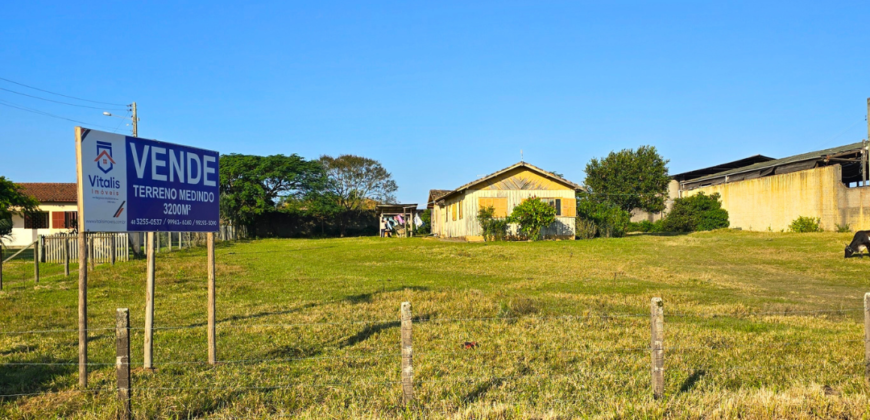 Área comercial em frente a marginal da Br 101 medindo 3.200m²