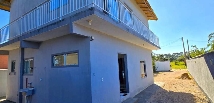 Casa em Imbituba localizada no bairro Ibiraquera á 500 metros até a lagoa