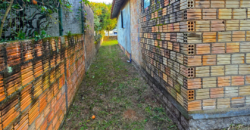 Casa em Imbituba localizada no bairro Alto Arroio, á 150 metros até a lagoa de Ibiraquera