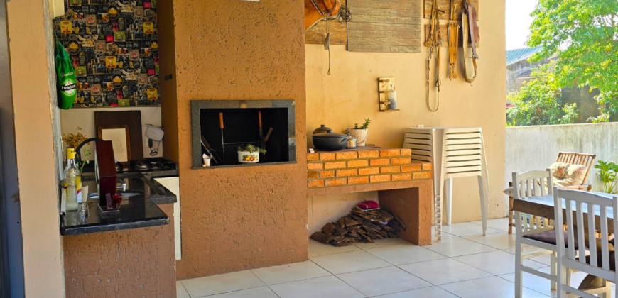Casa em Imbituba localizada no bairro Alto Arroio
