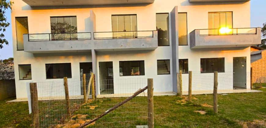 03 Sobrados á venda em Imbituba localizados no bairro Alto Arroio