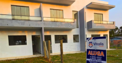 03 Sobrados á venda em Imbituba localizados no bairro Alto Arroio