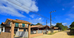 Casa em Imbituba localizada no bairro Alto Arroio á 150 metros até a lagoa