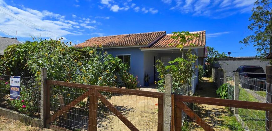 02 casas á venda em Imbituba localizada no bairro Alto Arroio á 1km até a lagoa