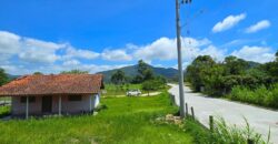 Imóvel para ponto comercial localizado no bairro Campo Duna em frente a SC434