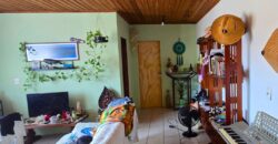 Duas casas á venda na Praia da Ferrugem (capão) – Garopaba/SC