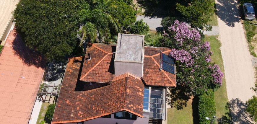 Imóvel de alto padrão em Imbituba no bairro Alto Arroio á 50 metros até a lagoa