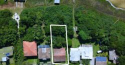 Casa a venda localizada no Bairro Alto Arroio, á beira da lagoa de Ibiraquera