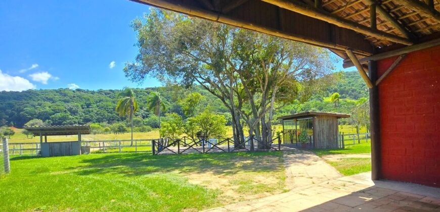 Vendo Sitio próximo as praias mais belas de Santa Catarina 